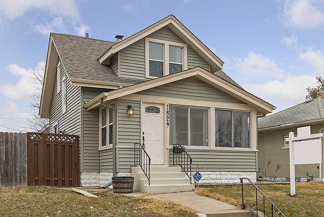 1st image of 1829 Ross Ave