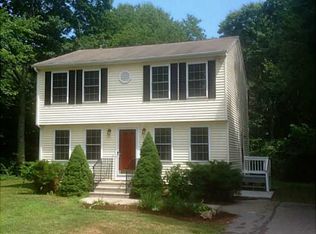 16 Oak Wood Dr, Charlestown, RI 02813