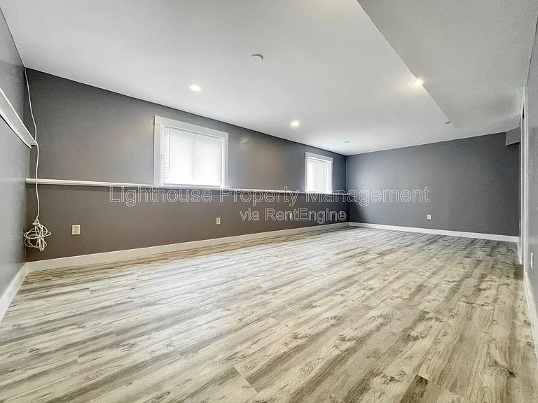 2103 Kinnrow Ave NW — Photo 22