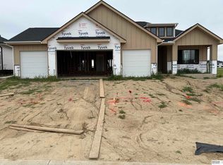 21404 Morning View Dr, Elkhorn, NE 68022