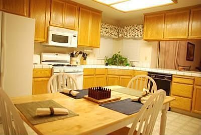4th image of 874 Cedar Canyon Cir