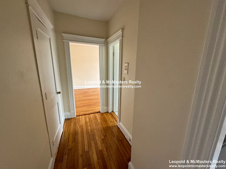 1124 Commonwealth Ave — Photo 27