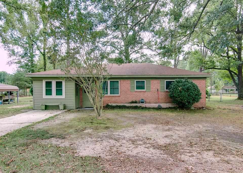 124 Oak St, Maud, TX 75567 Zillow