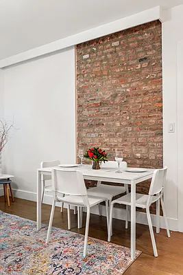 Sold by Compass | media 7