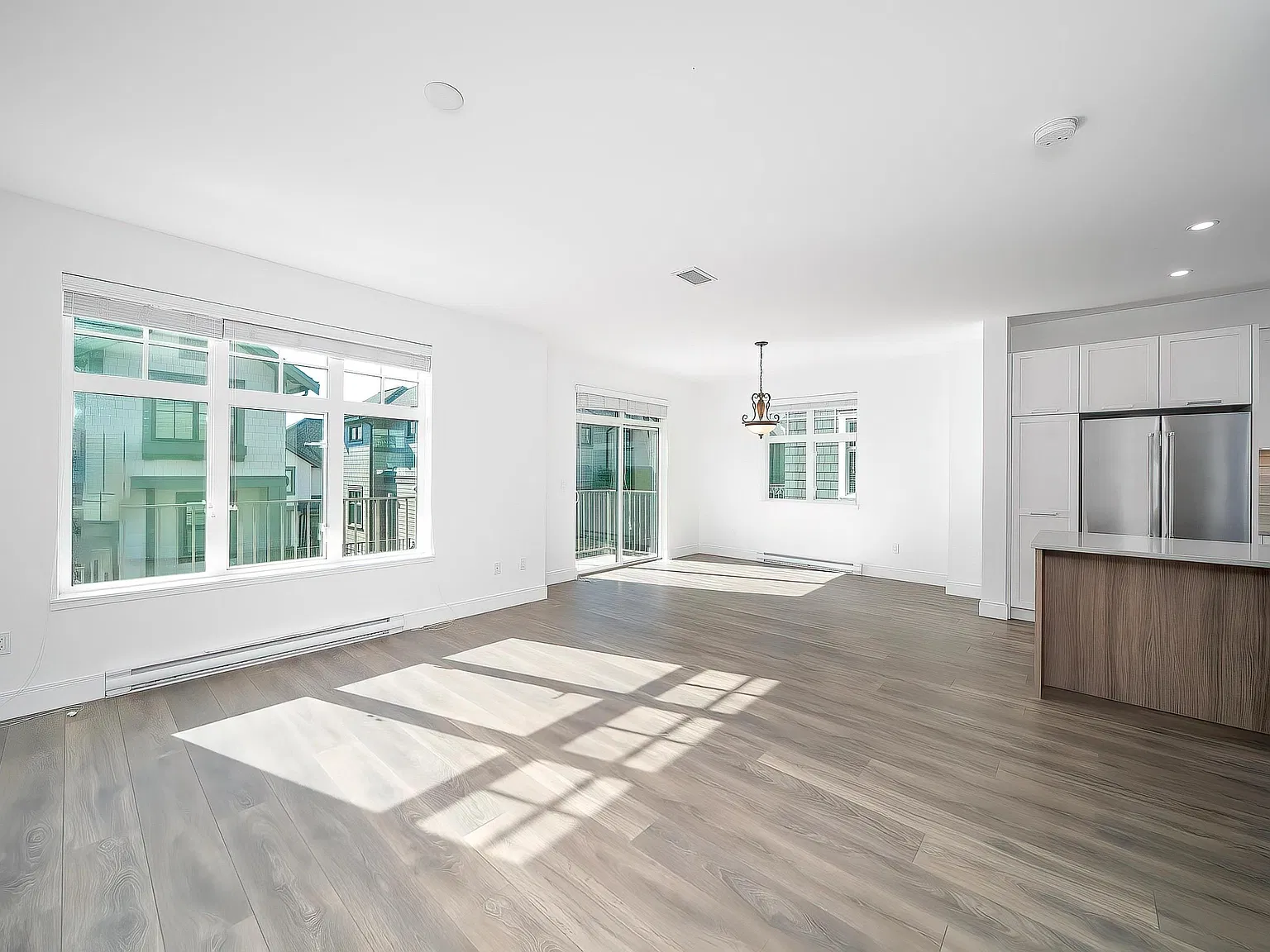3 bed, 1550 sqft, $3,900 — Photo 4