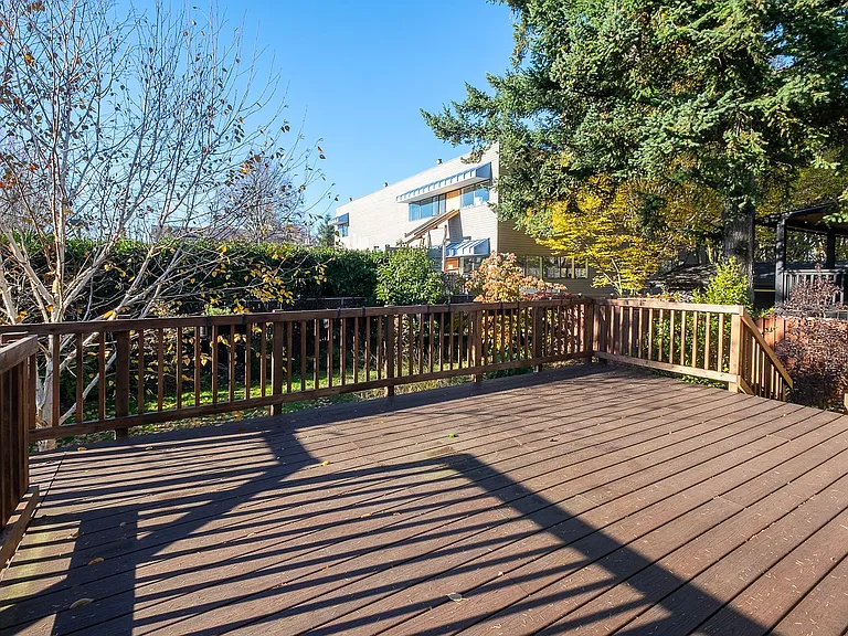 3417 42nd Ave SW — Photo 16