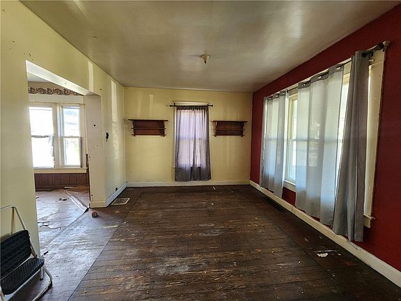 5th image of 719 N Mercer St