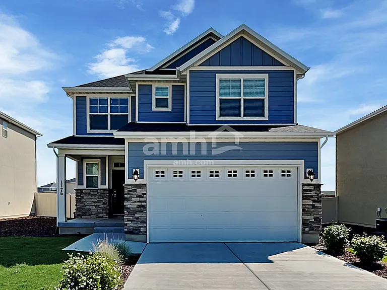 1176 N Wagon Way — Photo 1
