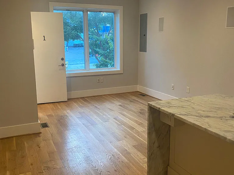 2827 Sherman Ave NW #B — Photo 7