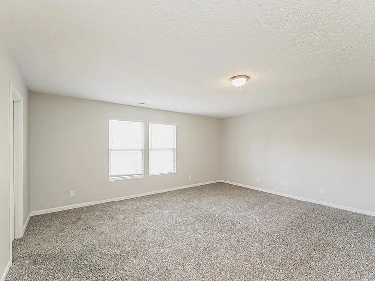 4490 Saint Catherines Ct — Photo 10