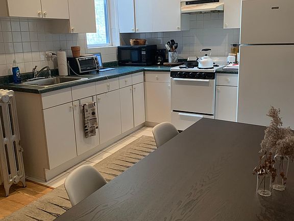 5th image of 1647 N Wells St #3N1
