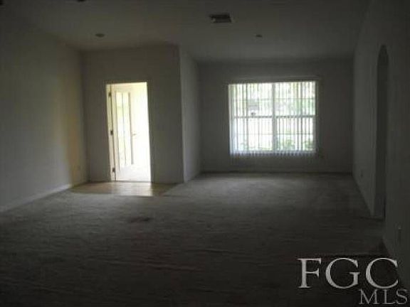 5th image of 2205 NE 35th Ln
