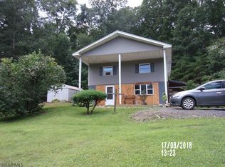 5766 Roxy Blue Ln, Robertsdale, PA 16674