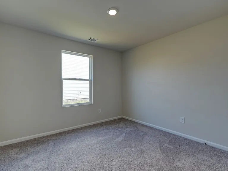 220 Ingleby Rd — Photo 16