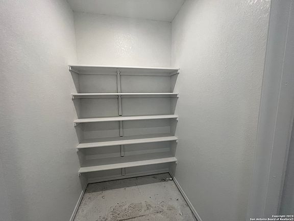 3rd image of 5411 Frederick Bluff