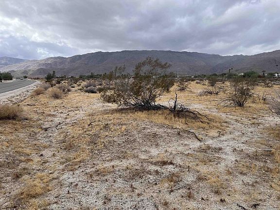 3rd image of 213 Borrego Springs Rd