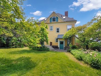 76 Spruce St, Watertown, MA, 02472