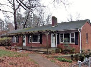 4566 Ogburn Ave, Winston Salem, NC 27105