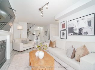 646 Walpole Cres, Newmarket, ON L3X 2B4