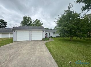 224 Beach St, Northwood, OH 43619