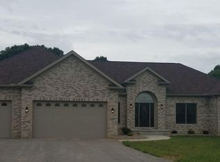 2703 Miday Ave NE, Louisville, OH 44641