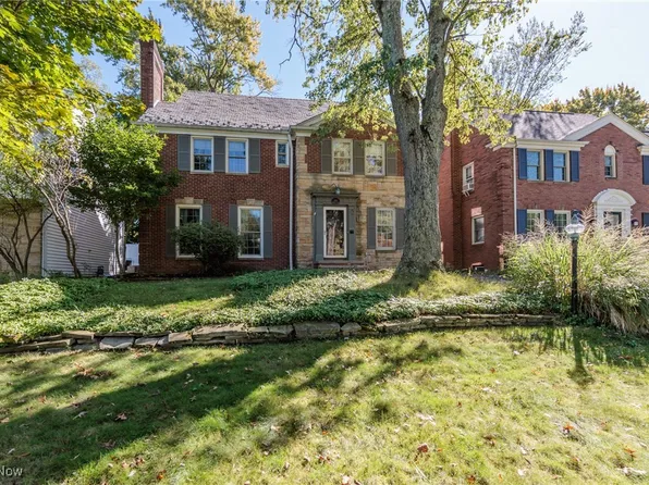 2551 Ashurst Rd, University Heights, OH 44118