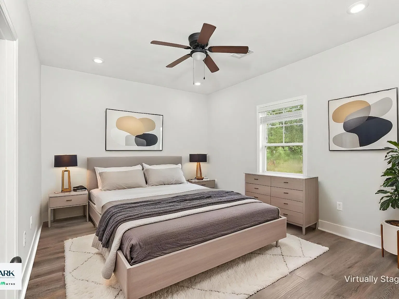 4 bed, 2.0 bath, 1400 sqft, $1,875 — Photo 4