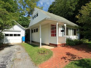 1129 Oneida St, State College, PA 16801