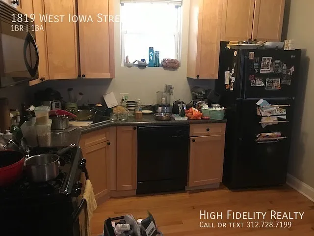 1819 W Iowa St #1R — Photo 3