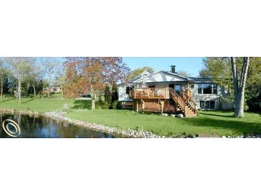 515 Shady Oaks St photo 1