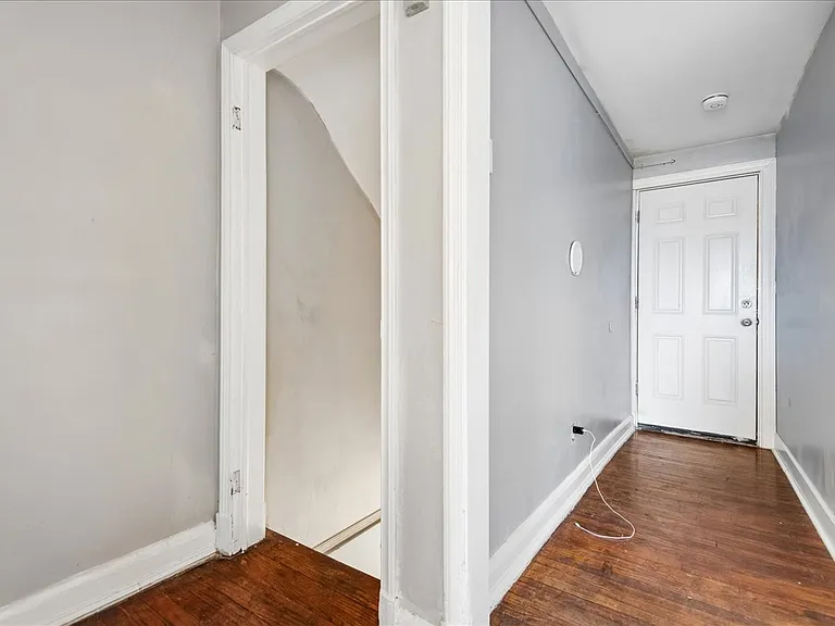 3914 Erdman Ave #1 — Photo 11