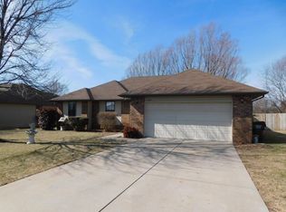 2503 S Timbercreek Ave, Springfield, MO 65807