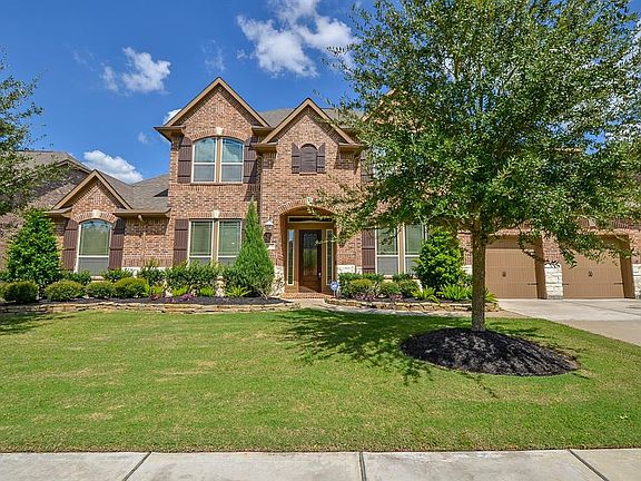 2nd image of 18714 S Bee Cave Springs Cir