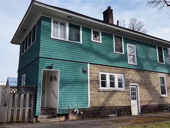 3rd image of 20 Taylor St