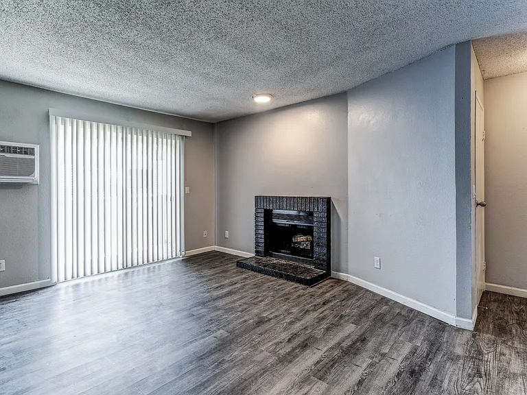 Union Heights Apartments — Photo 33