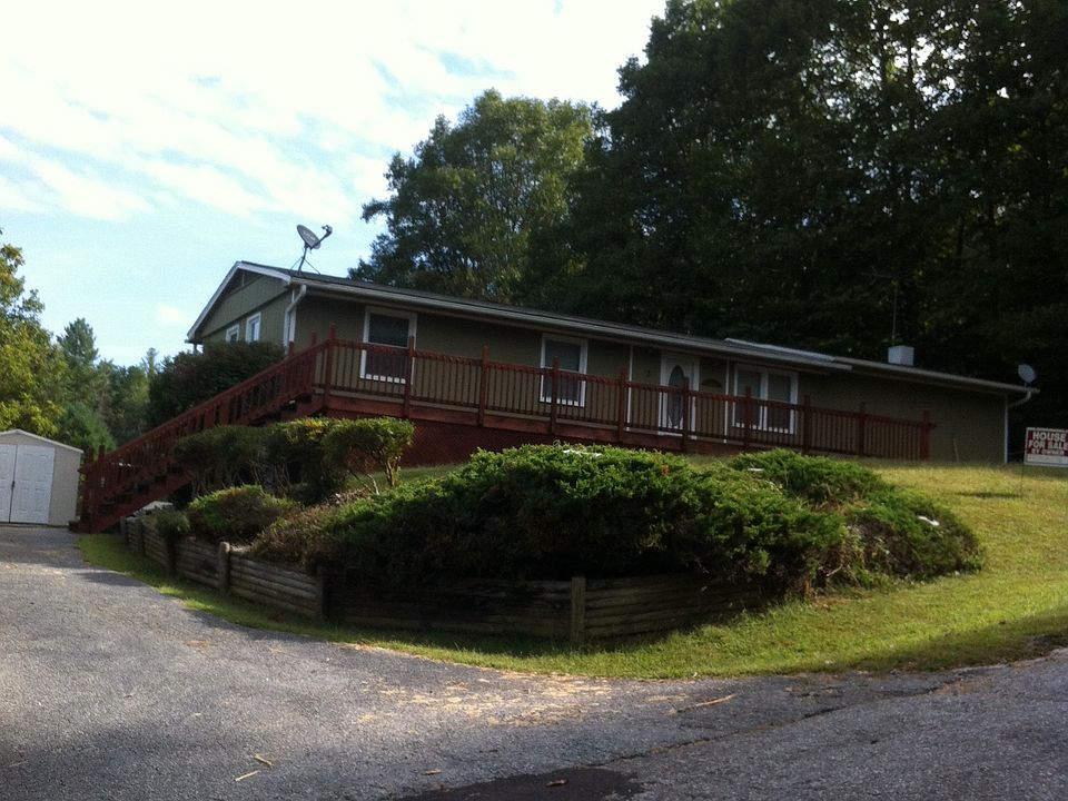 1st image of 3 Grand Canyon Dr