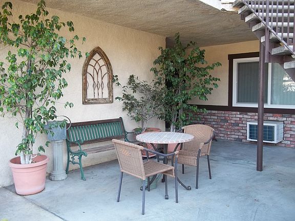 2nd image of 943 Fairview Ave #111-943P