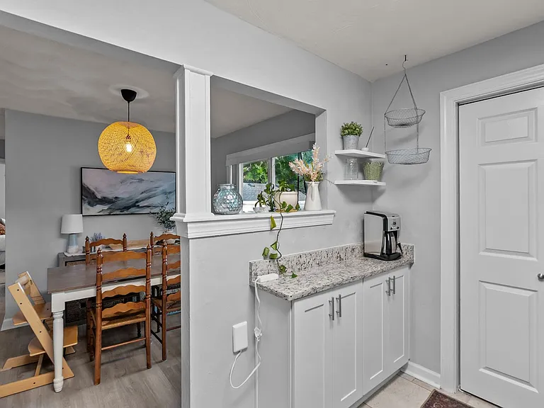 424 E Ocean Ave — Photo 10