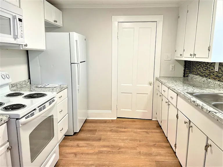 1 Flagg St #2 — Photo 2