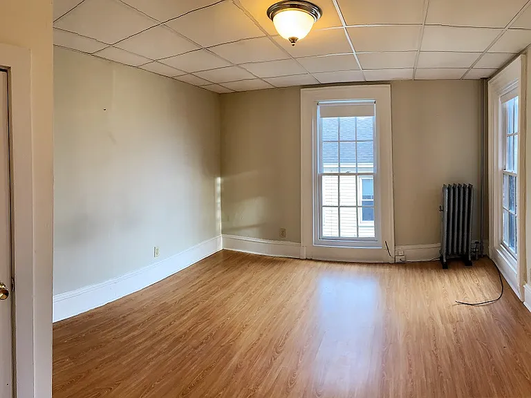 75 Danforth St #5 — Photo 6