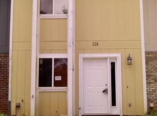 228 Candlebrook Dr, Enterprise, AL 36330