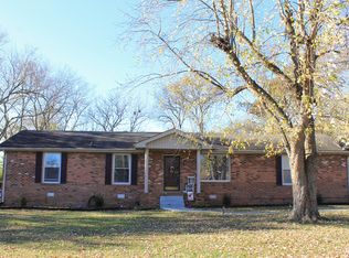 105 Cornelia Dr, Hendersonville, TN 37075