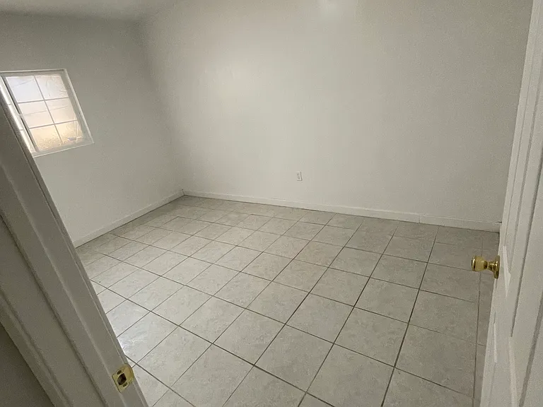 BRAND NEW PAINT, MODERN BASEBOARD, AND LIGHTINGS