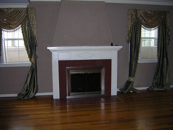 2nd image of 5133 Auckland Ave