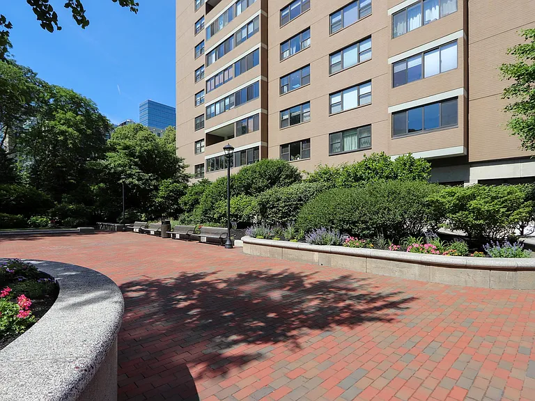 8 Whittier Pl #21G — Photo 30