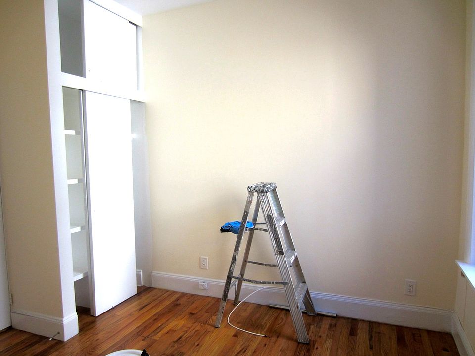 1st image of 22 Leroy St APT 12