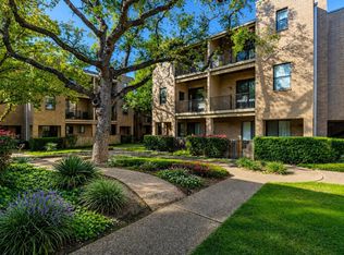 611 E 45th St APT 25, Austin, TX 78751