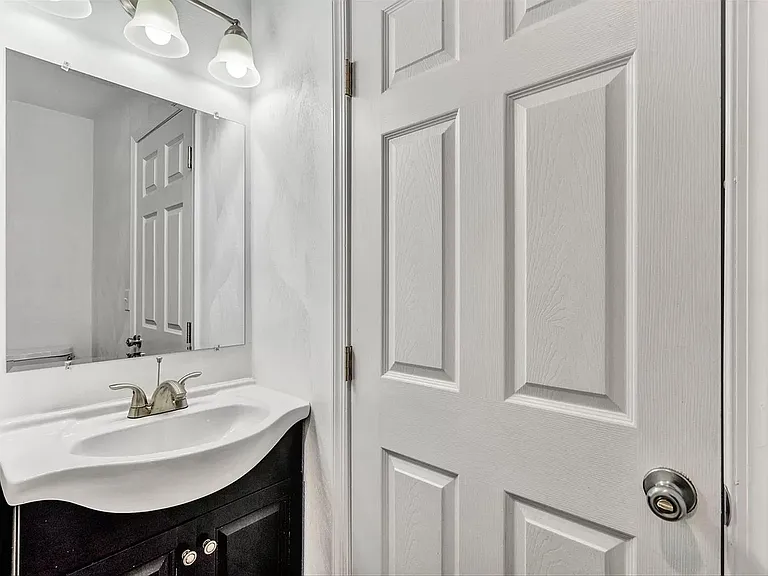 1423 Varnell Ave NE — Photo 13