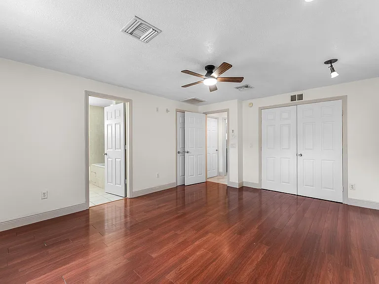 3533 SW Rosardo St — Photo 8