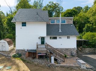 51 Zinnia Dr, Glenwood, NJ 07418